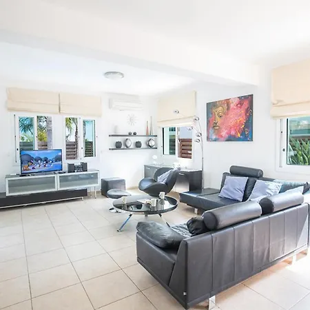Villa Enjoy A Holiday Of A Lifetime Renting Your Own 5 Star Private In At The Best Rate, 1270